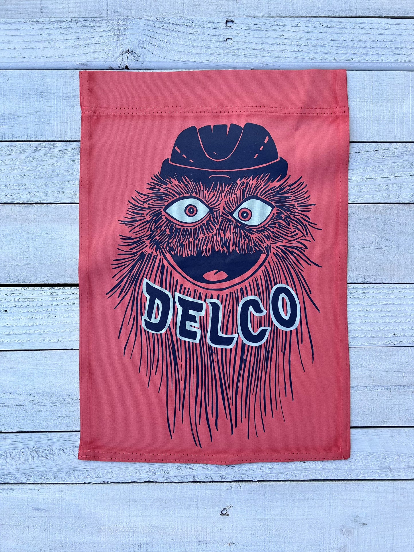 DELCO Gritty Garden Flag