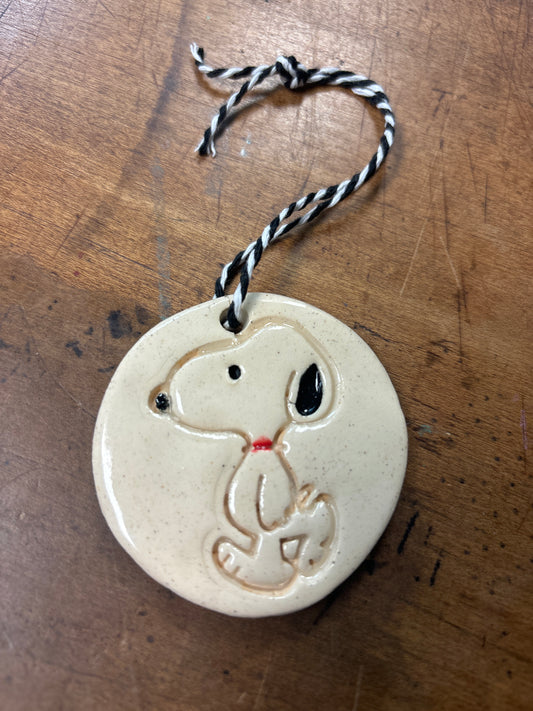 Snoopy Ornament (Walking)