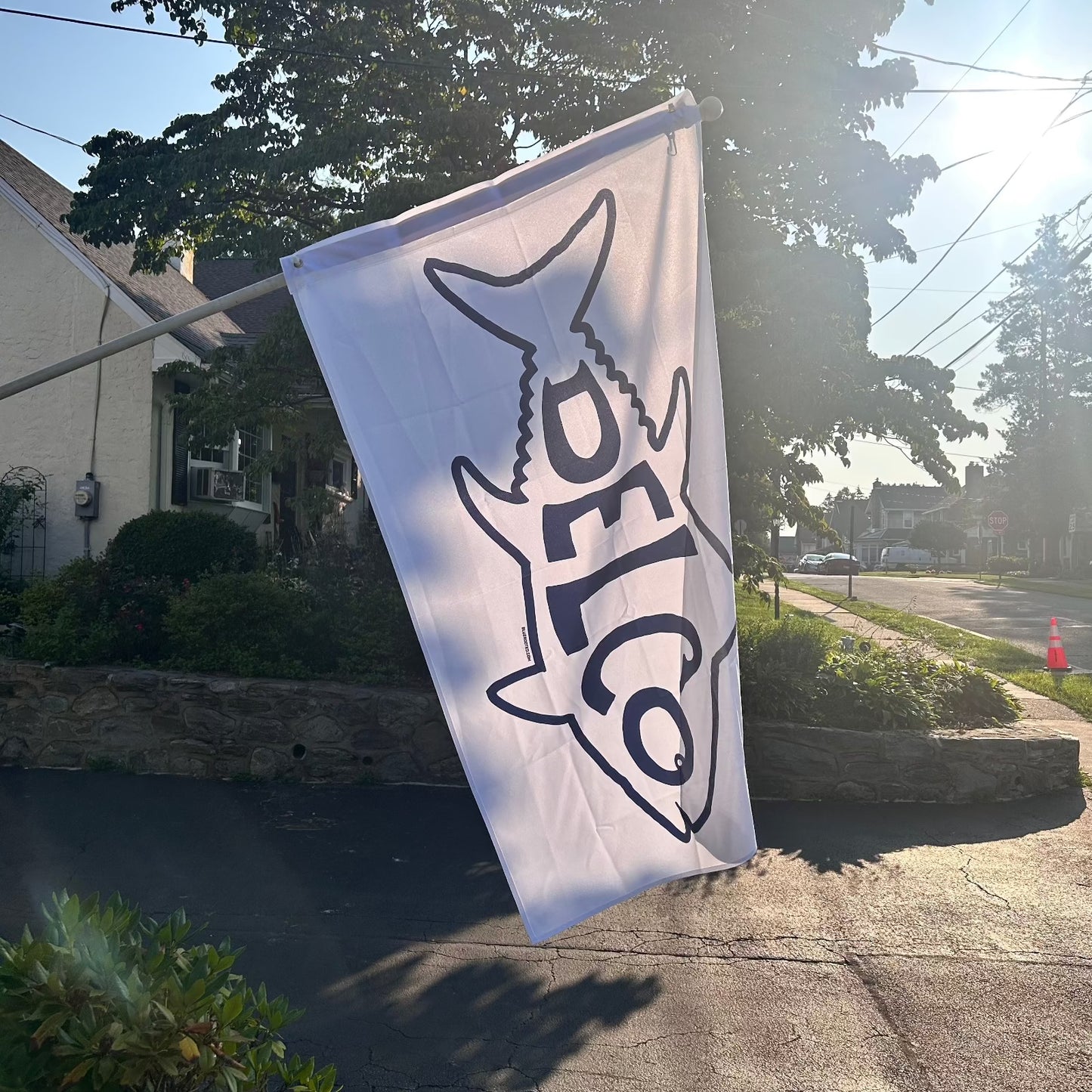 DELCO Tuna White Beach Flag