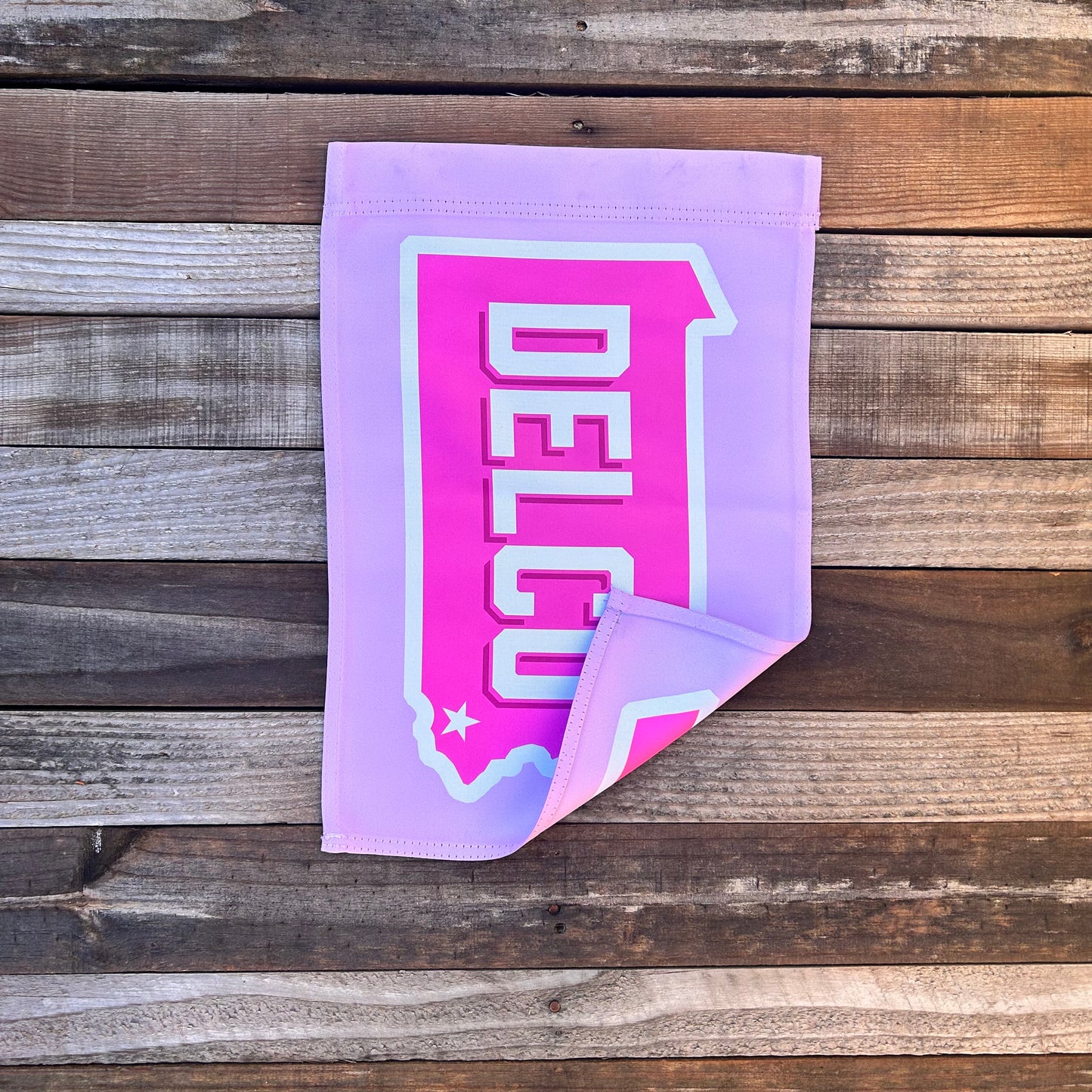 DELCO Pink Garden Flag